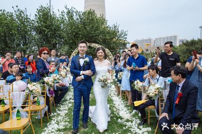 “婚礼策划公司挺负责任,策划师琳琳工作态度.”-尼克婚礼工厂-北京结婚